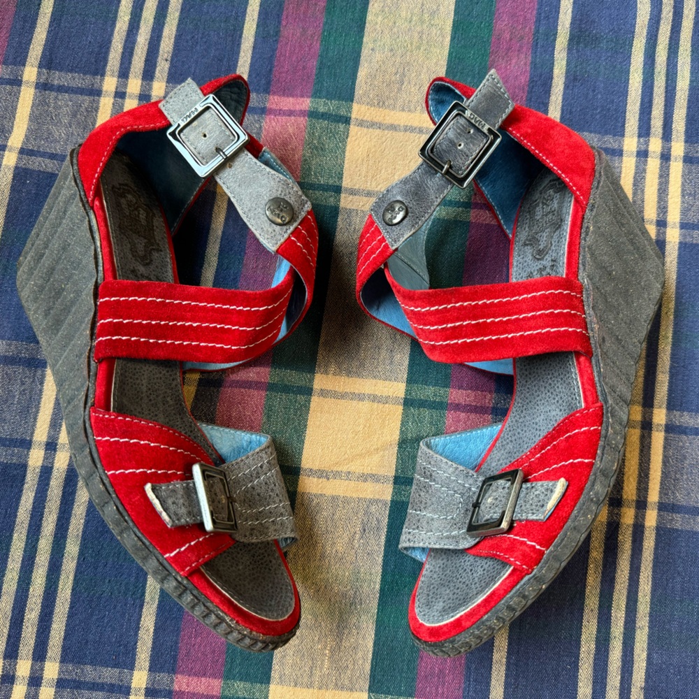MAG Suede Netherlands Platform Wedge Open Toe Sandals